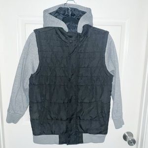 Zoo York boy’s Black  and Grey Jacket Size Medium(10-12)